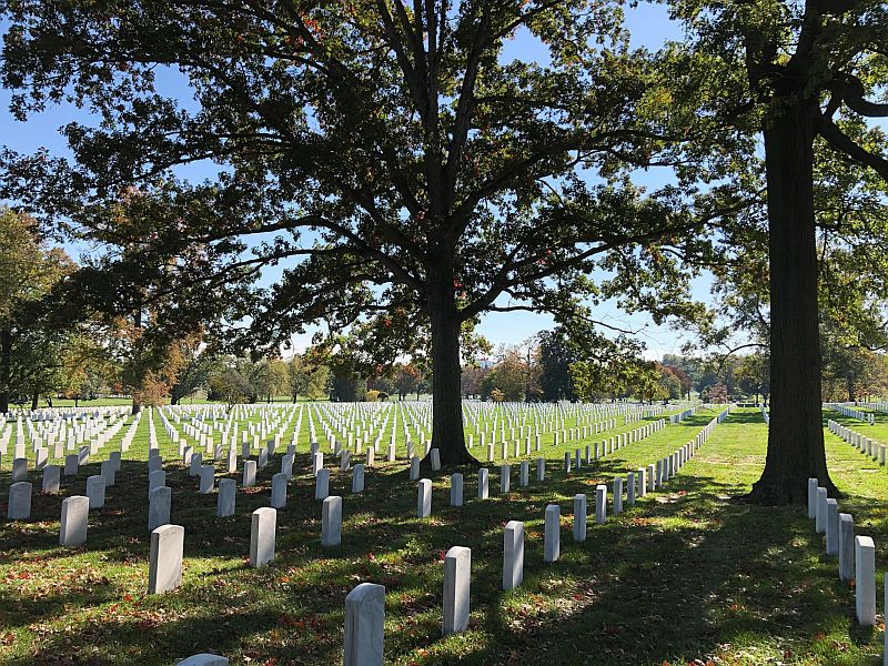 largest cemeteries in America